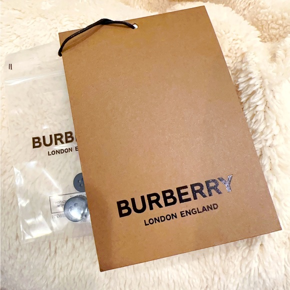 Burberry Long-sleeve Icon Stripe Dress / 4Y toddler girls - Picture 10 of 10